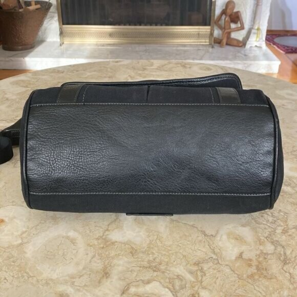 Tignanello Doctors Satchel Crossbody Shoulder Bag Vegan - Picture 4 of 12